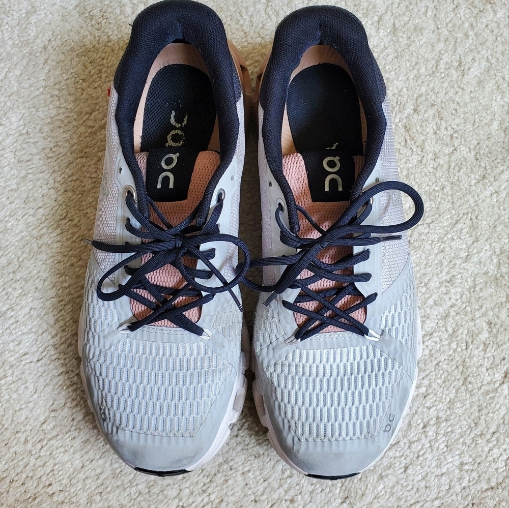 On Running Gray and Black Athletic Shoes with Mesh Upper. Size 10.5 - Picture 1 of 15